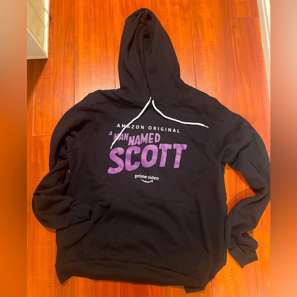 Black hooded sweater from Kid Cudi’s Amazon prime show “I Am Scott”